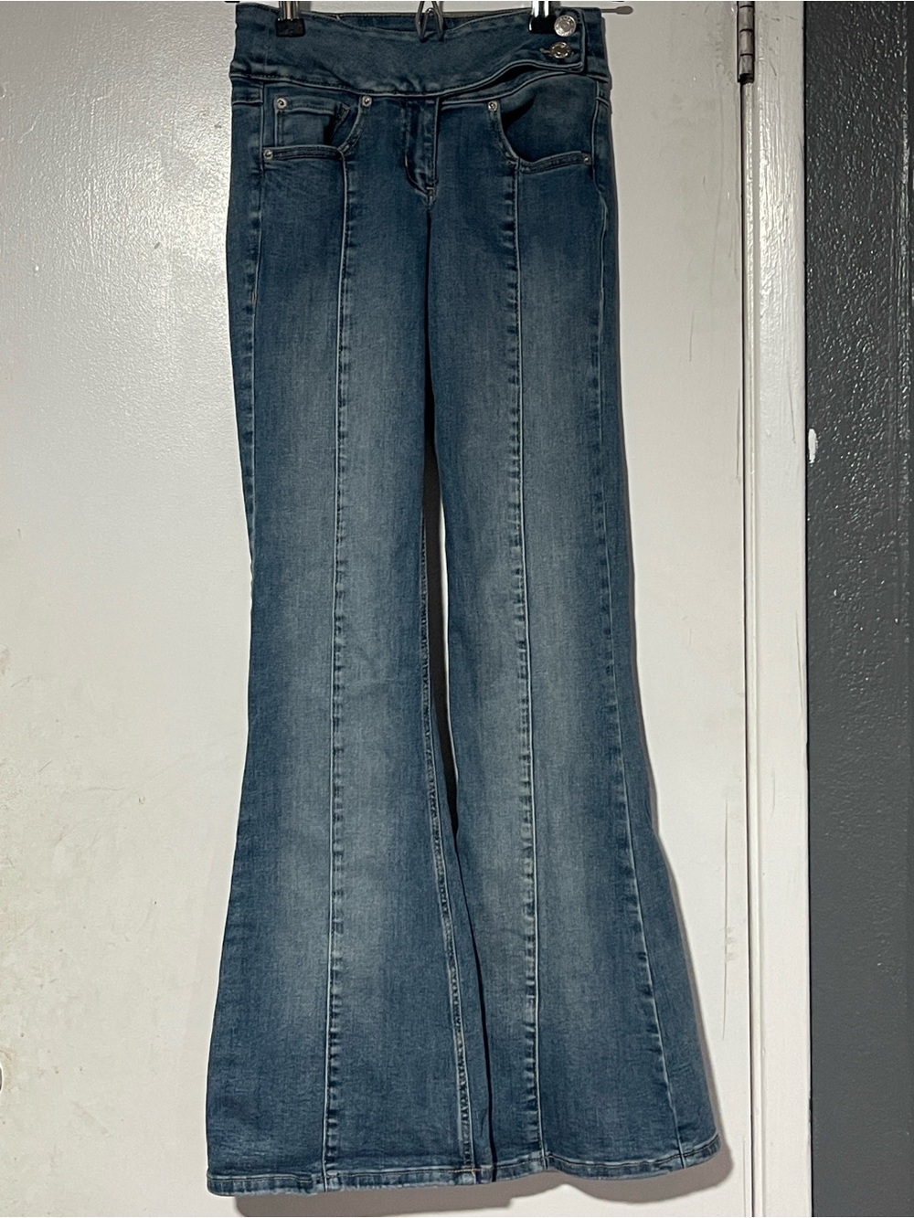 Garage Denim Stretch Jeans - Size 00 - Blue Wash Flare Jeans.